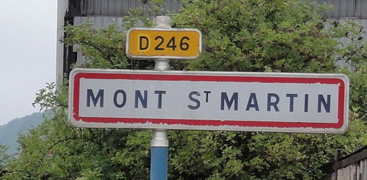 Emeutes Le D Partement Aux C T S De La Commune De Mont Saint