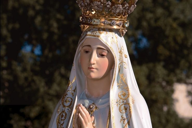 2017 Statue Notre Dame sanctuaire de Fatima