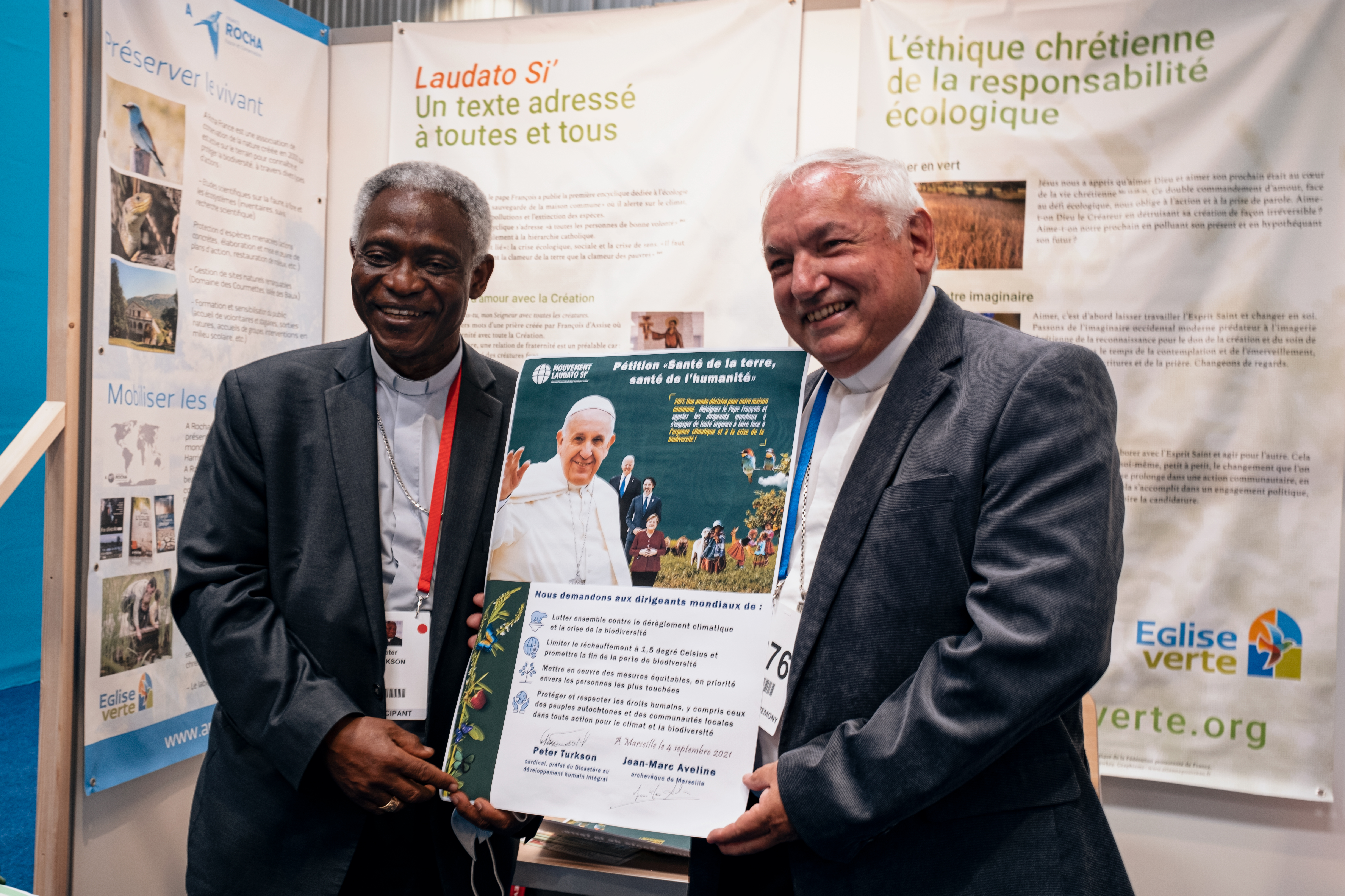 Cardinal Turkson et Monseigneur Jean-Marc Aveline à l'UICN ©Nina Pavan