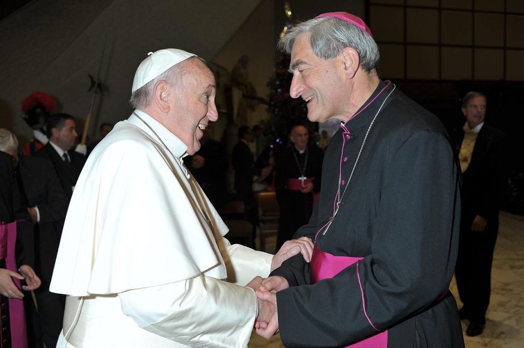 Monseigneur Christophe Dufour avec le Pape François. DR