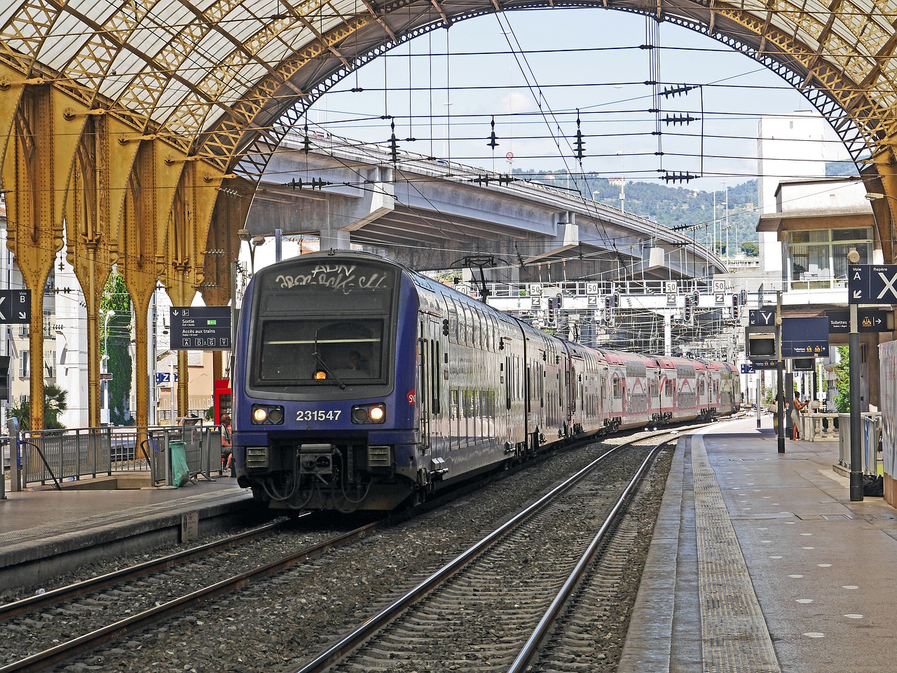 La gare de Nice - Image par Erich Westendarp de Pixabay