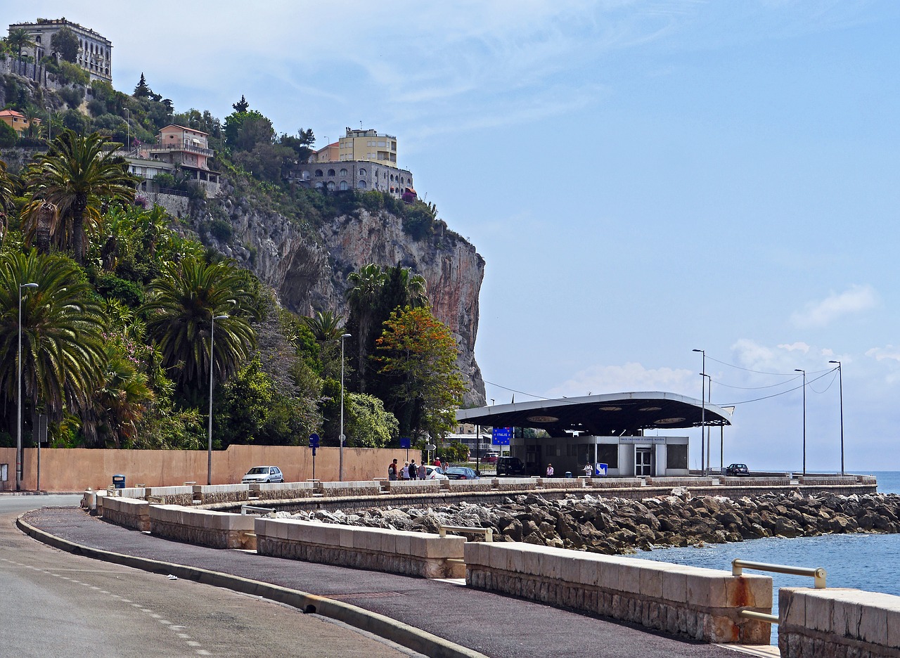 La frontière entre la France et l'Italie à Menton - Pixabay