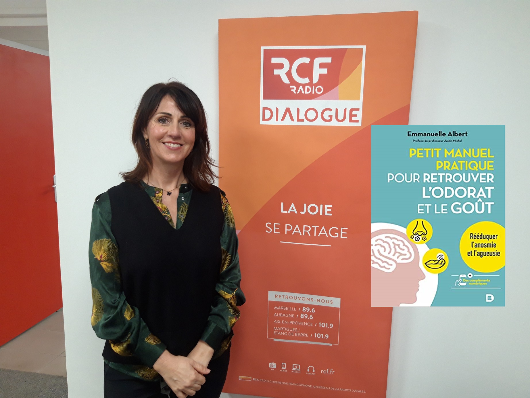 Emmanuelle Albert dans les studios RCF à Marseille. DR