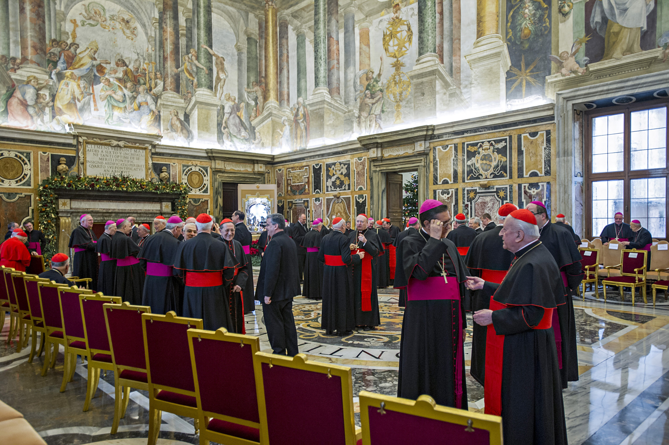 La Congrégation pour la doctrine de la foi fait partie de la Curie romaine (réunie ici dans la salle Clémentine du palais apostolique au Vatican, le 02/01/2019) ©VATICAN POOL/CPP/CIRIC