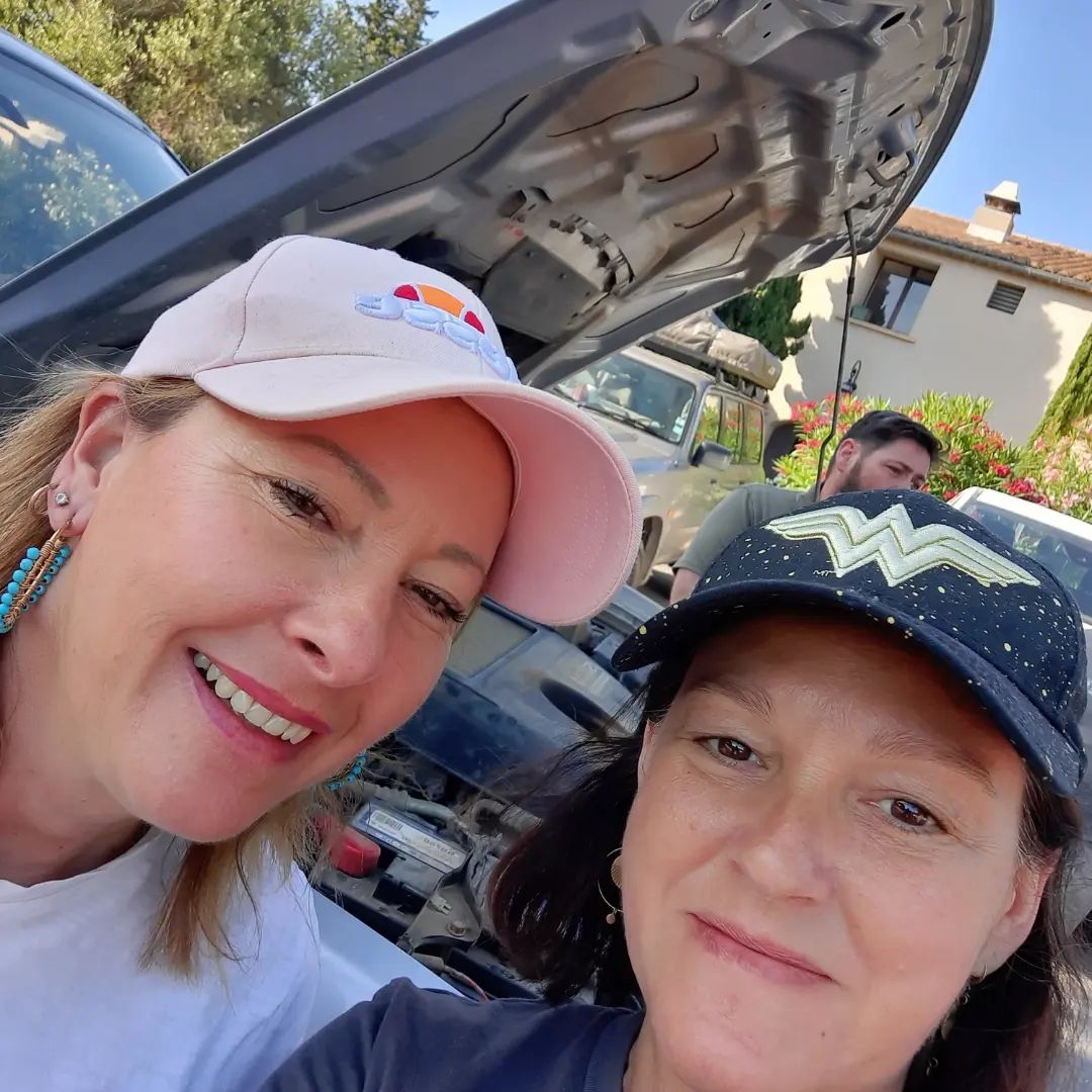 Géraldine Soler et Fanny Seguin, participantes à la 21e édition du Trophée Roses des Sables