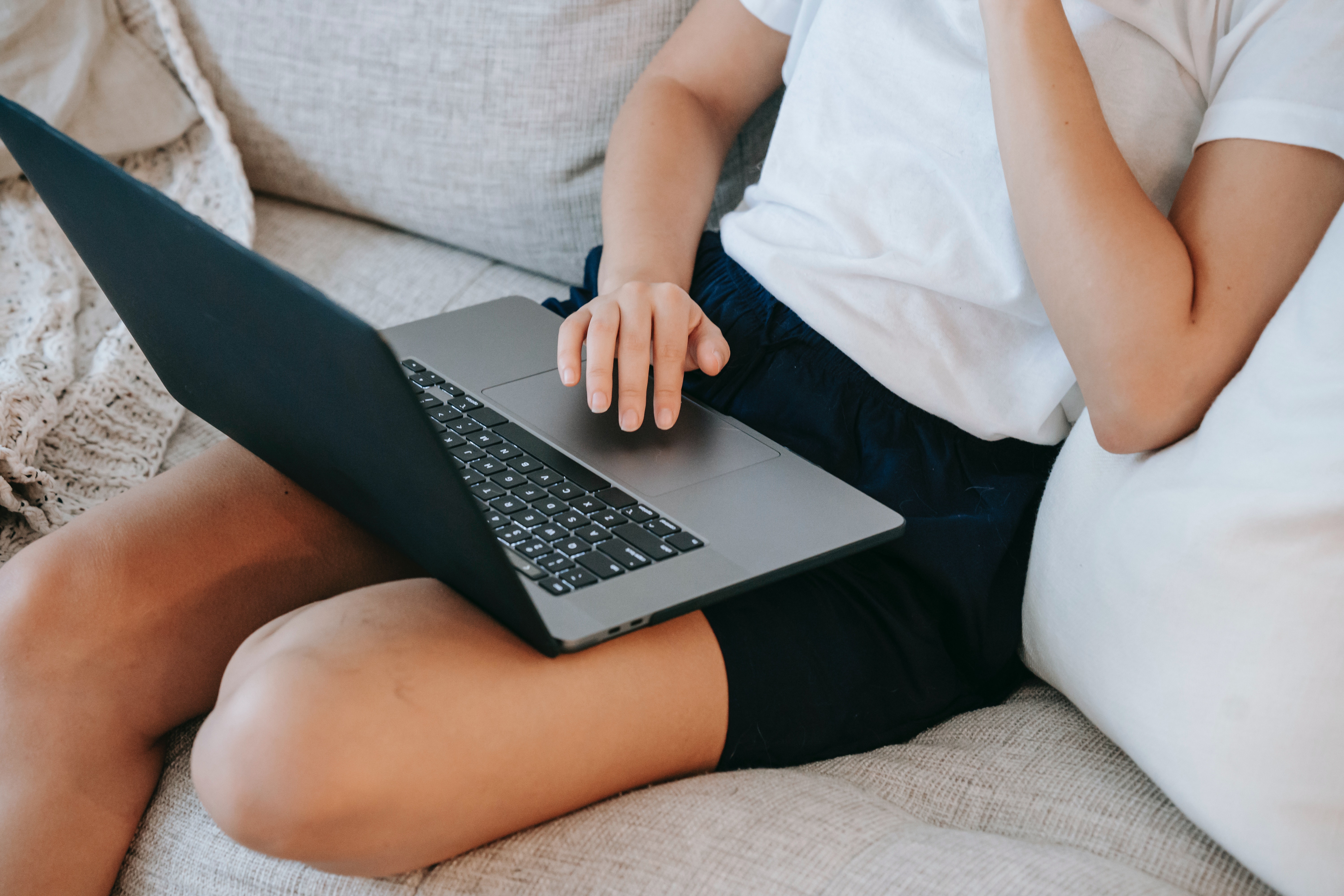 ©Pexels - Le deuil numérique avec les réseaux sociaux, "les morts font partie de nos vies"