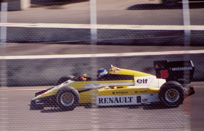 By twm1340 - 1984 United States Grand Prix, Fair Park, Dallas, Texas, CC BY-SA 2.0, https://commons.wikimedia.org/w/index.php?curid=3361419