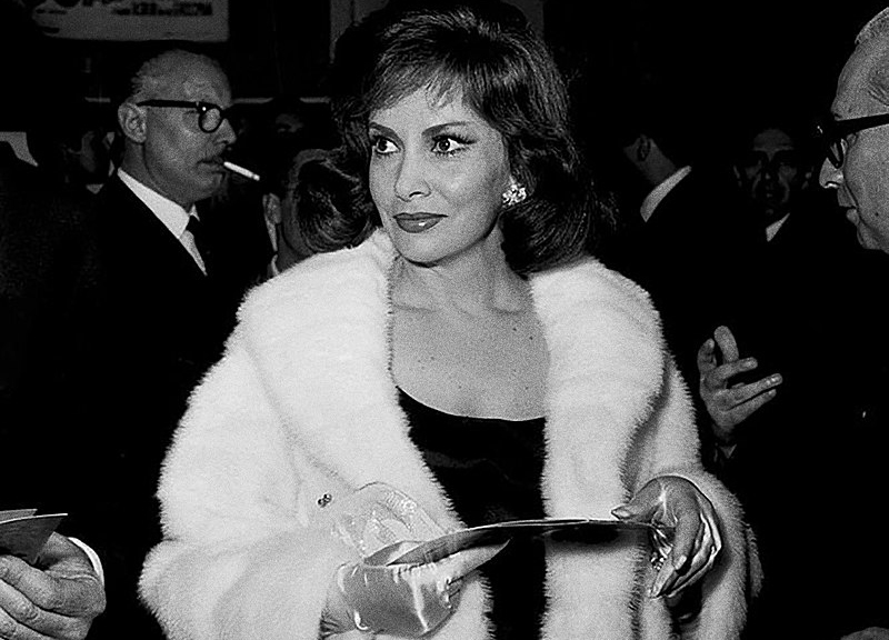 © Wikimedia Commons. Cérémonie des Rubans d'argent en 1962 où l'actrice est récompensée pour son rôle dans Vénus impériale, de Jean Delannoy.