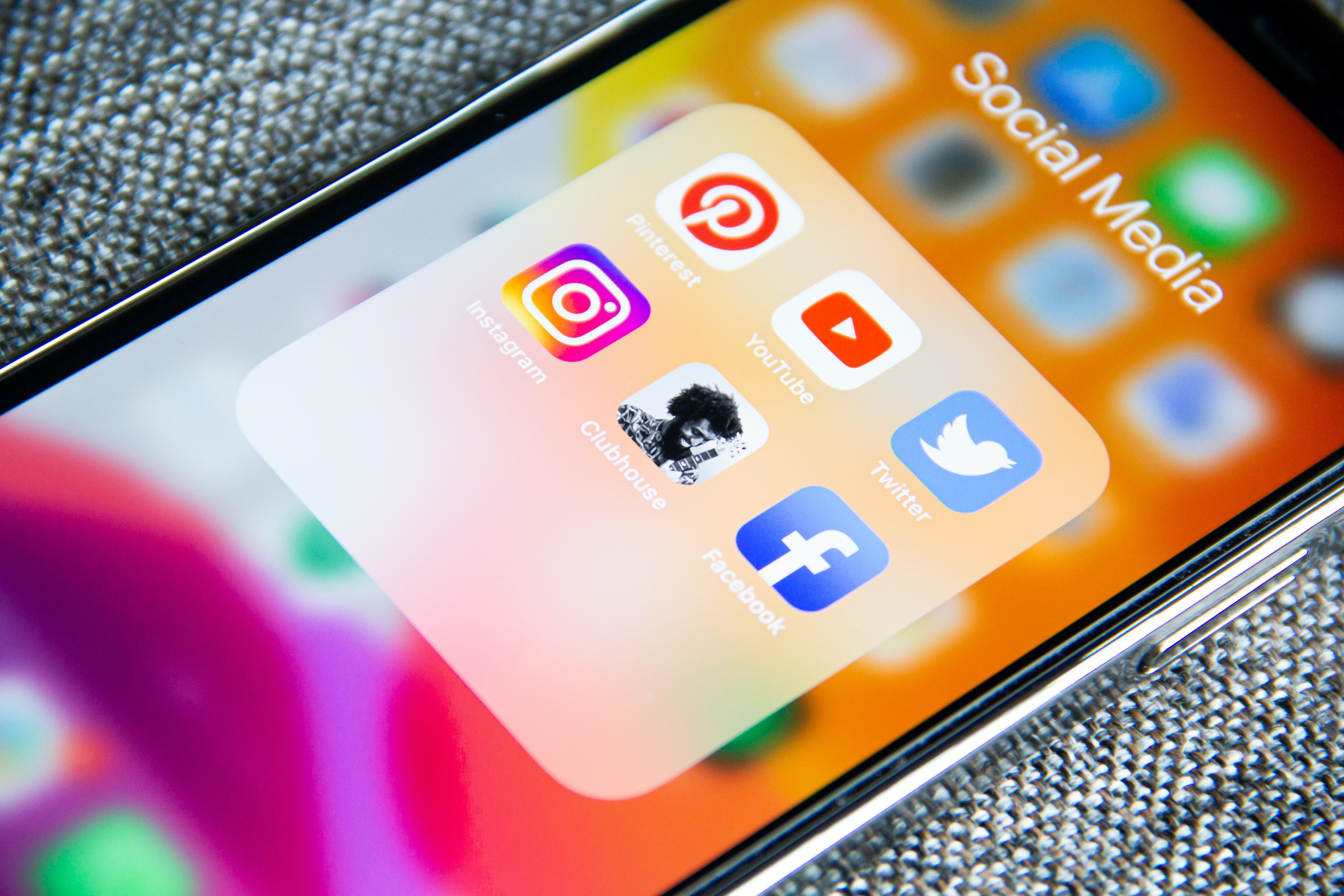 Arnaques, dérives et escroqueries : les influenceurs dans le viseur ©Unsplash