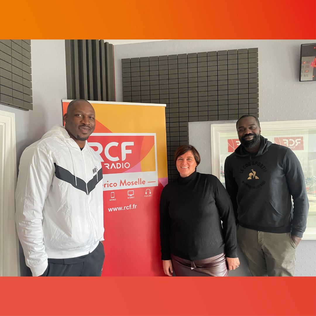 Gala HandOff : une vente aux enchères de maillots de sportifs de renom au profit des associations Cypha et Team Event Solidarité