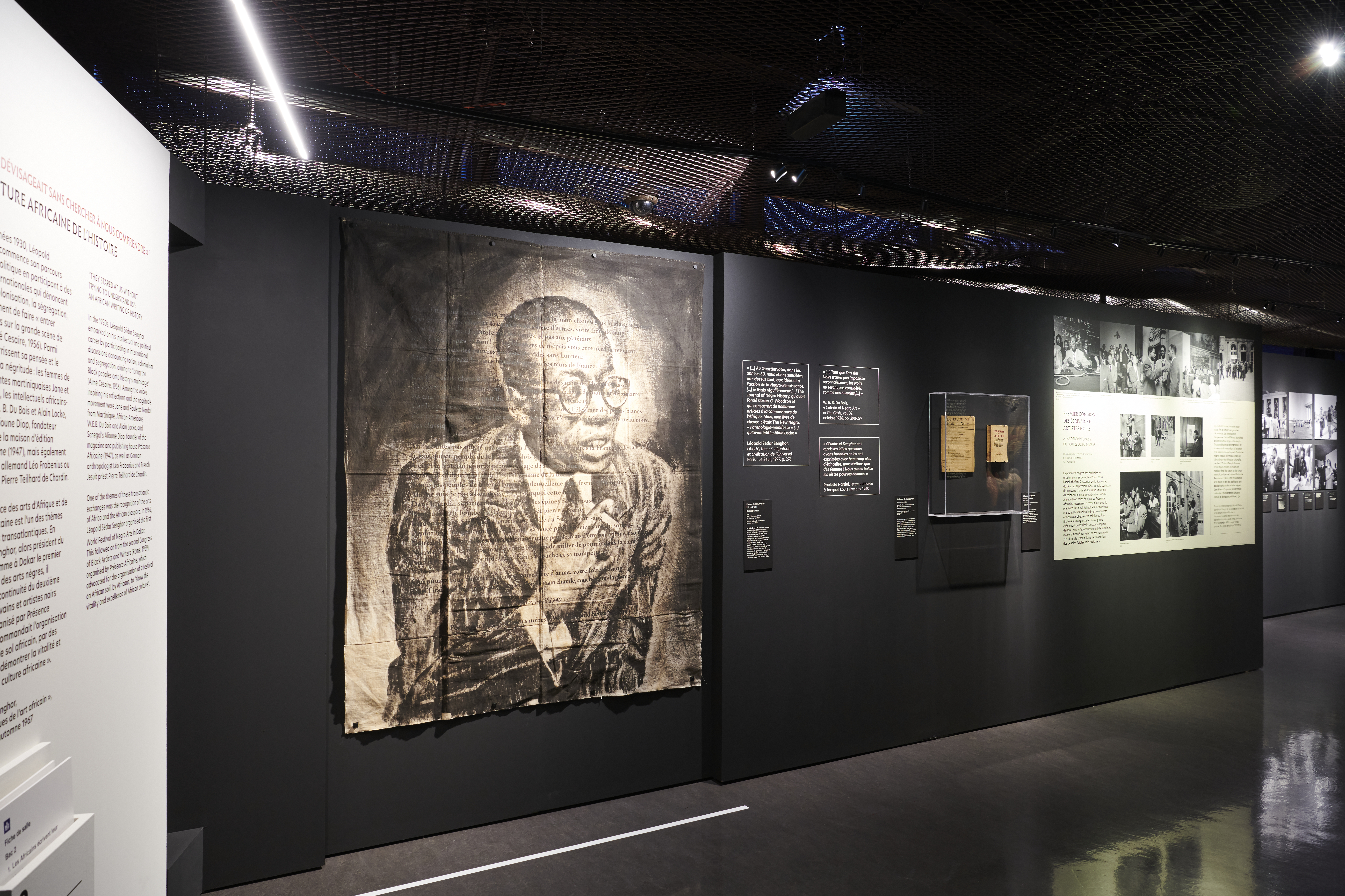 Vues de l'exposition Senghoret les arts / © musée du quai Branly - Léo Delafontaine