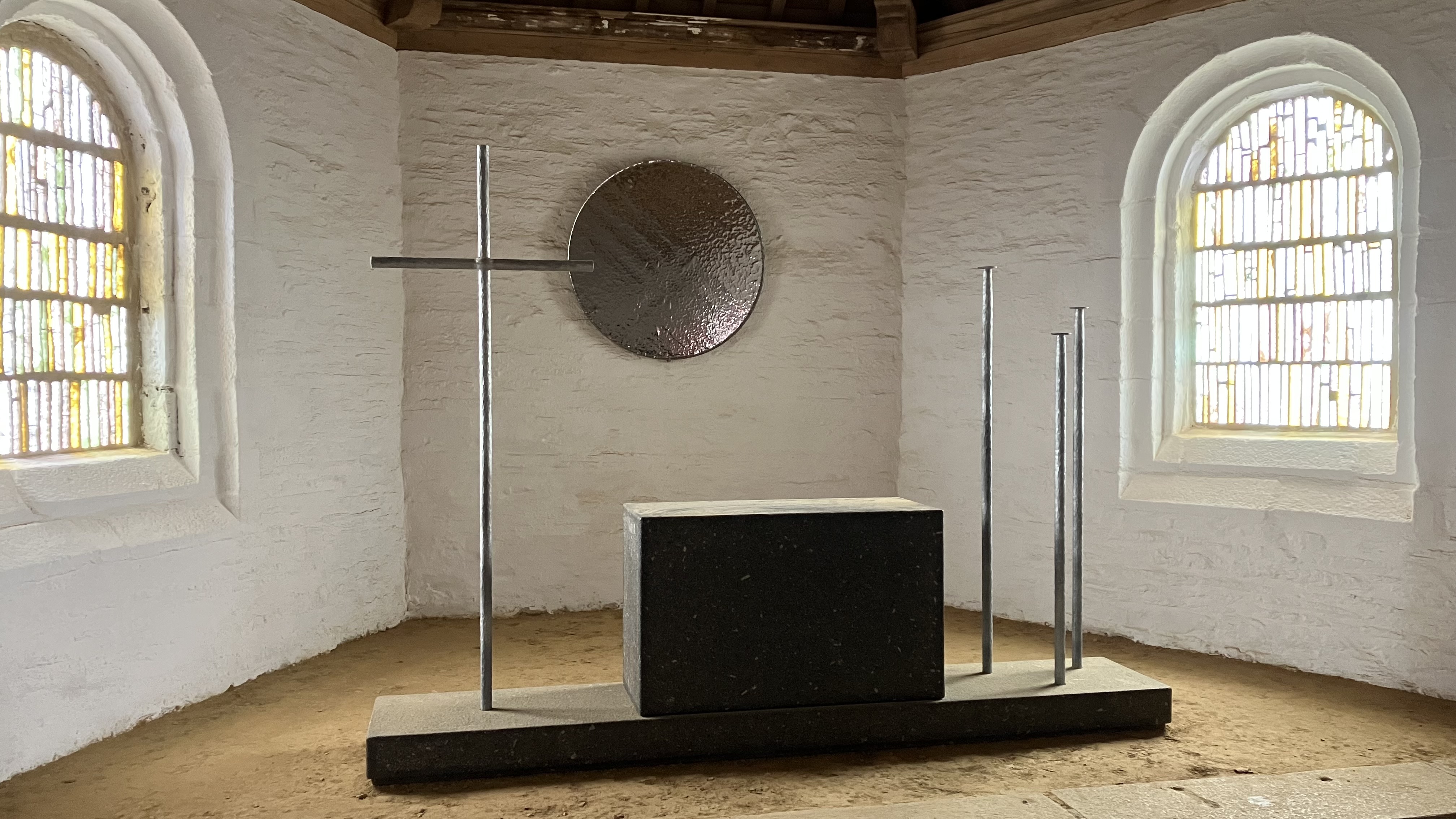 L'autel de la chapelle Saint-Michel, créé par Ronan Bouroullec - ©Ronan Le Coz