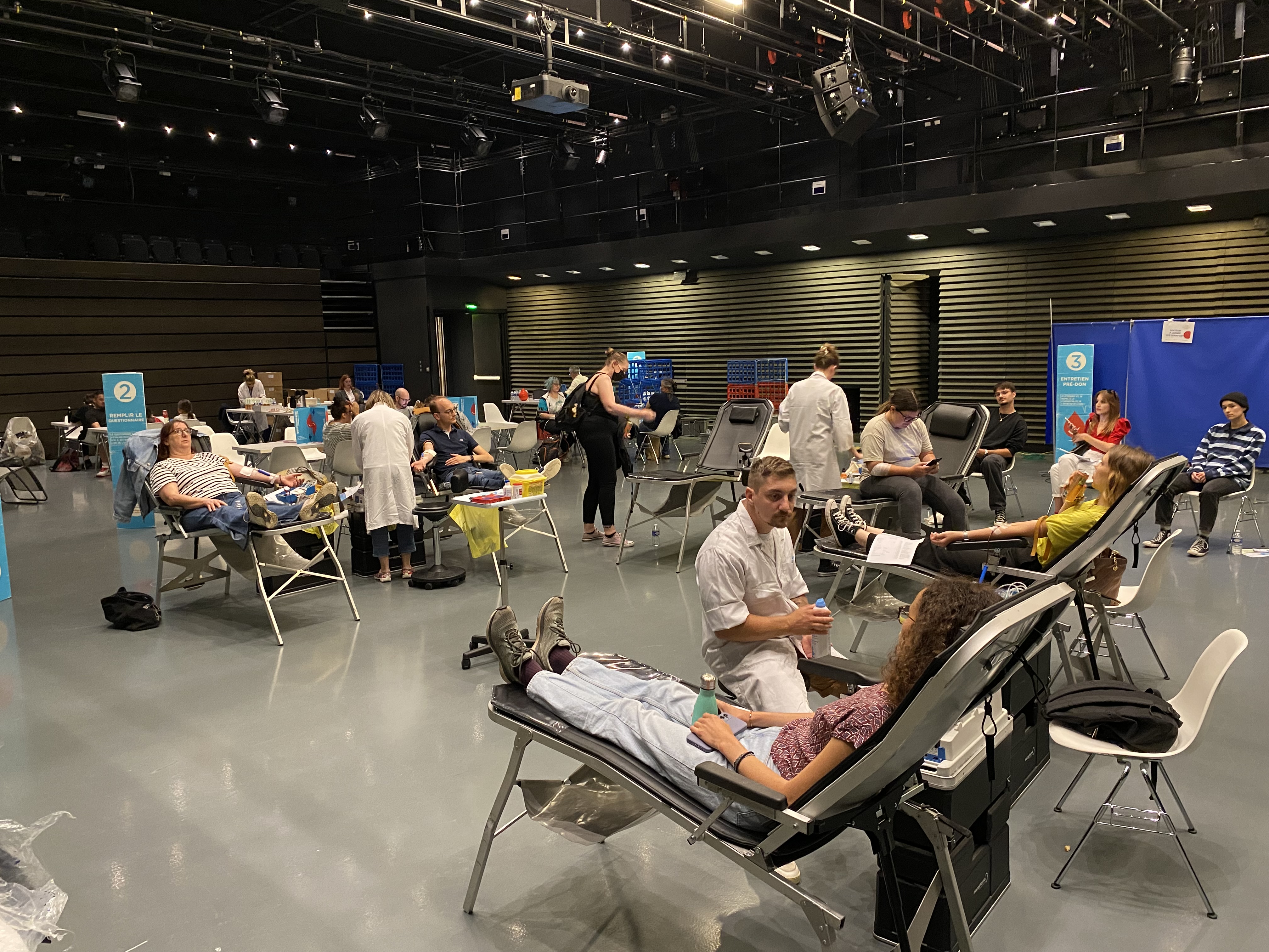 Une collecte de sang organisée par l'EFS Grand Est au Centre Pompidou Metz - Photo : EFS Grand Est