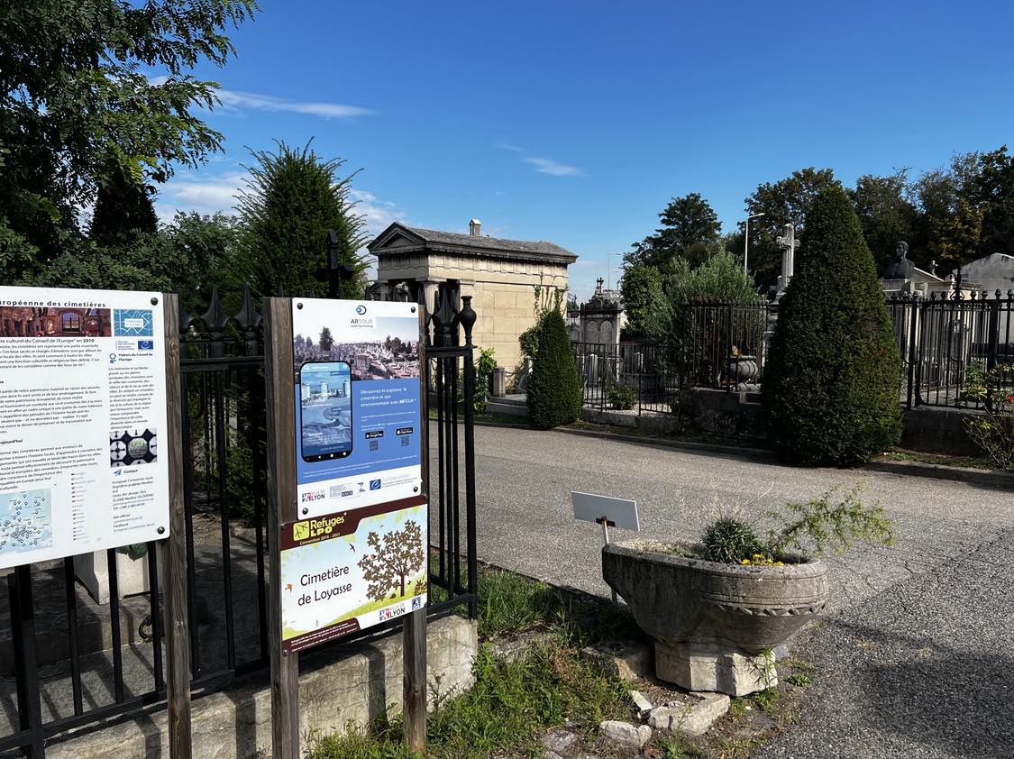 L'entrée du cimetière de Loyasse - © RCF Lyon - Johan Fresse