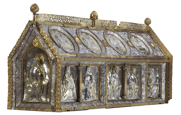 Godefroid de Huy, châsse de saint Domitien, argent et cuivre ciselé, repoussé et doré, 61 x 31,5 x 131,5 cm, Huy, église Notre-Dame. © IRPA-KIK, Bruxelles.