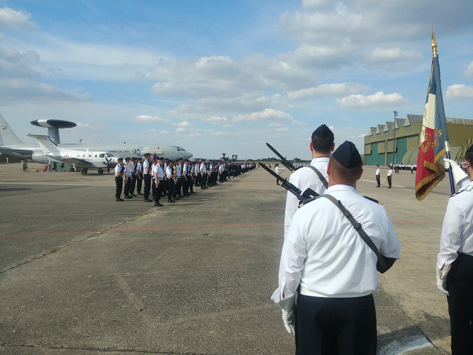 La cérémonie de prise de commandement a eu lieu ce mercredi 31 août à la base d'Avord © RCF - Guillaume Martin-Deguéret.