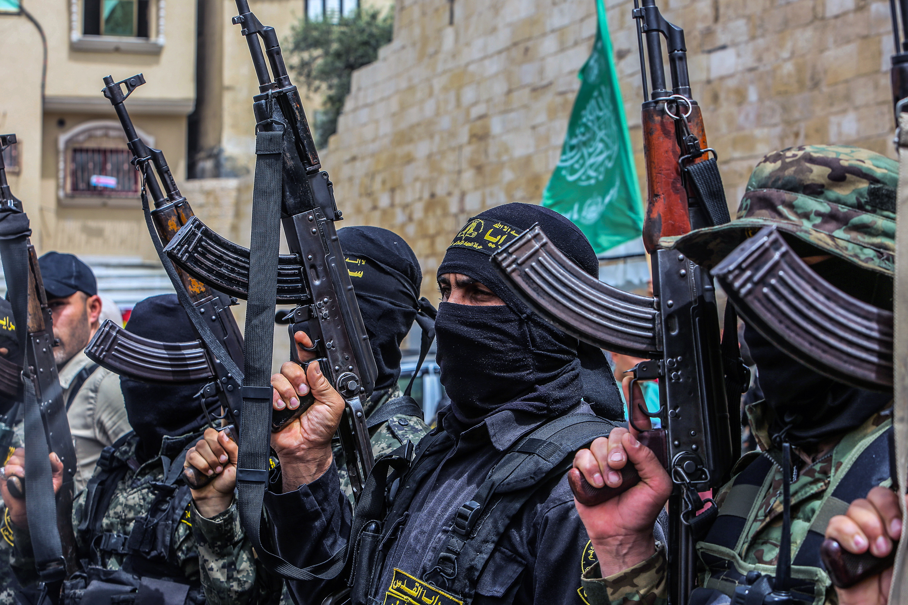 Des partisans du Hamas et du Jihad islamique participent a un rassemblement dans la bande de Gaza le 8 avril 2022 / Photographie de Abed Rahim Mohammed / Hans Lucas.
