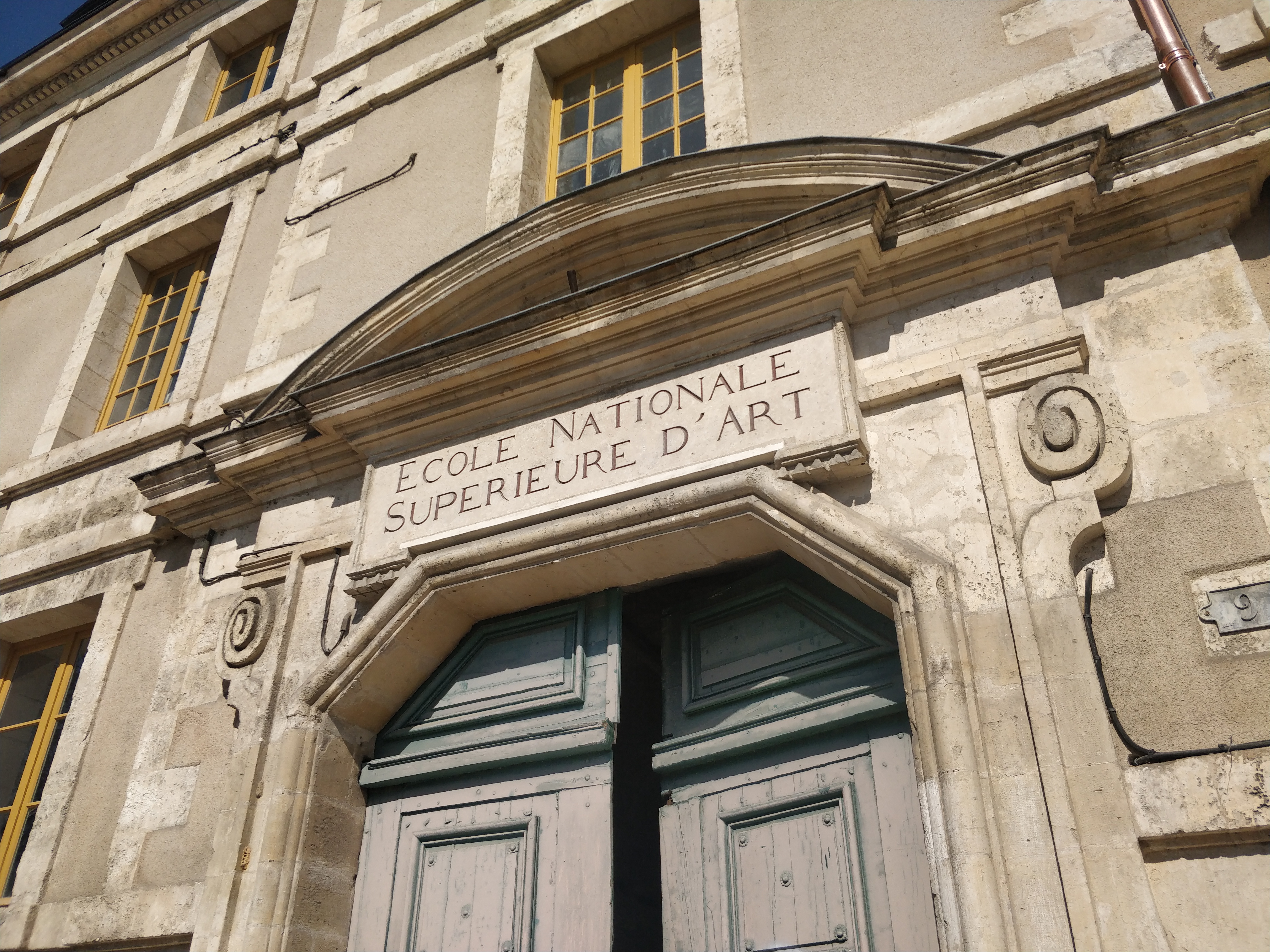 Le futur grand musée de Bourges va t-il s'installer dans les locaux de l'ENSA ?
