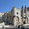 Wikimédia Commons - Lieu "construit" par les discours, le Palais des Papes d'Avignon, devenu un haut lieu de l'histoire de France, dont l'histoire associée à celle de la papauté n'a pas grand chose à voir avec celle de la France