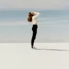 averie woodard / Unsplash - On peut adopter des petits gestes respectueux de l'environnement toute l'année, si l'on part en avion à l'autre bout du monde pour les vacances on ne fait que multiplier son empreinte écologique ! 