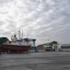 À Lorient, dans l'aire de réparation navale, près du port de pêche. © Clara Gabillet