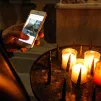 Les nouvelles façons de prier en utilisant les applications pour smartphones ©Marie ACCOMIATO/CIRIC