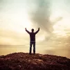 "Beaucoup de personnes vivent comme si Dieu n’existait pas... Dieu ayant comme disparu de leur horizon existentiel" Jean Paul II en 1988 ©Unsplash