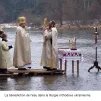 Wikimedia Commons - Bénédiction de l'eau dans la liturgie orthodoxe ukrainienne