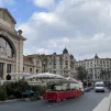 Le marché de Libération au pied de la gare du sud à Nice (©Charlotte Schuhmacher)