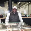 Serges Ngassa, au laboratoire-boutique de Cocoa Valley à Epagny © 2022 RCF Haute-Savoie