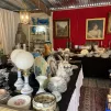 Stand à la brocante organisée pour la foire de printemps sur la place des Quinconces (Bordeaux)