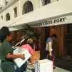 Les Grandes Halles du Vieux Port sont ouvertes tous les jours de 8h à minuit
