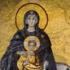 La Théotokos, mosaïque de l'abside (ixe siècle), ancienne basilique Sainte-Sophie de Constantinople ©Wikimédia commons