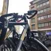 Tous en Biclous propose des vélos électriques ou traditionnels pour des excursions touristiques au départ de Marseille. ©Nina Pavan
