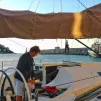 Jean-Pierre Dick sur son bateau - Image archive RCF Nice Côte d'Azur 