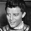Gérard Philipe en 1954 dans le costume de Don Rodrigue ©Wikimédia commons