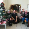 Des membres de l'équipe de préparation de Frater Noël