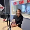 Stéphanie Changarnier dans les studios de RCF à Metz