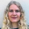 Noëlla Quoniou veut partager sa foi et sa joie avec les personnes qui l'entourent ©Profil LinkedIn de Noëlla Quoniou