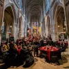 Le repas de Noël organisé par Sant'Egidio le 25 décembre 2022 dans la paroisse saint Merry à Paris / Amélie Gazeau