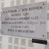 La réplique de la plaque commémorative au lycée Marguerite de Navarre (©Aurélien Vurli/RCF Orne)