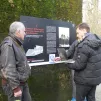 ®RCF Anjou - Un QR code en cours d'installation devant un bunker de Pignerolle