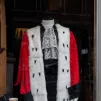 Une robe de magistrat dans un magasin, à Paris ©Riccardo Milani / Hans Lucas