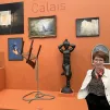 Anne-Claire Laronde, directrice des Musées de Calais devant le nouveau parcours de la collection Beaux-Arts Crédit RCF Hauts de France Anne Henry