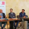 Le préfet, Pierre Ory, explique le nouvel arrêté-cadre, aux côtés de Pierre-Julien Eymard et de Julien Dugué de la direction départementale des territoires ©RCF Anjou