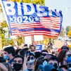 Manifestants lors des élections présidentielles aux USA, devant la maison blanche, à Washington. 10/2022 ©Unsplash