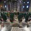 Les débats tenus au sein des groupes linguistiques et durant les assemblées plénières resteront secrets (Photo : Messe d'ouverture du synode des évêques à la basilique Saint-Pierre-de-Rome, Vatican, le 10/10/2021 ©Alessia Giuliani / Hans lucas)