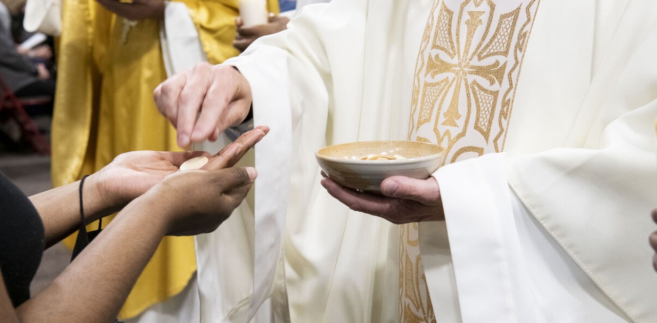 La communion, recevoir le corps du Christ | RCF