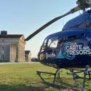 2020 - France 3 - Les hélicoptères de l'émission "La Carte aux Trésors" se sont notamment posés devant la saline royale d'Arc-et-Senans