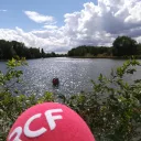 2020 RCF - Le jardin Mosaïc (à gauche) jouxte la Deûle. À cette endroit le canal sépare le jardin du bois de la Gîte (à droite) - HdF